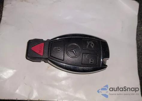 2014 Mercedes-Benz C 300 Sport 4Matic z USA, uszkodzony, nr VIN WDDGF8AB1EG201552